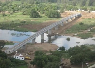 Ponte sobre o Rio Limpopo